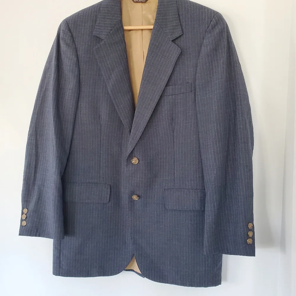 BILL BLASS Vintage Men Sz 40R 100% Wool Gray Blue Pin Stripe Jacket Sport Coat